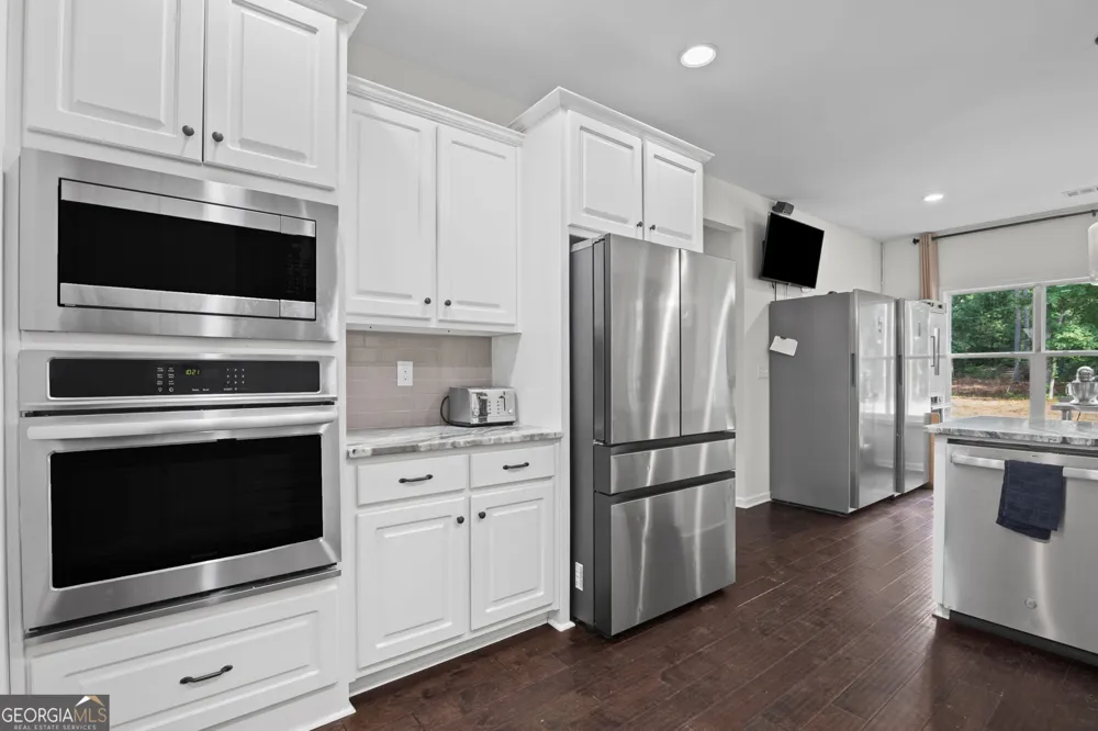 242 Roberts Pond RD Senoia, GA 30276