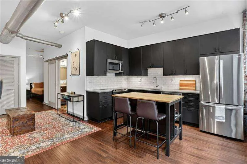 800 Peachtree ST NE Atlanta, GA 30308