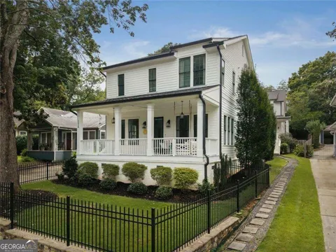 322 Candler ST NE