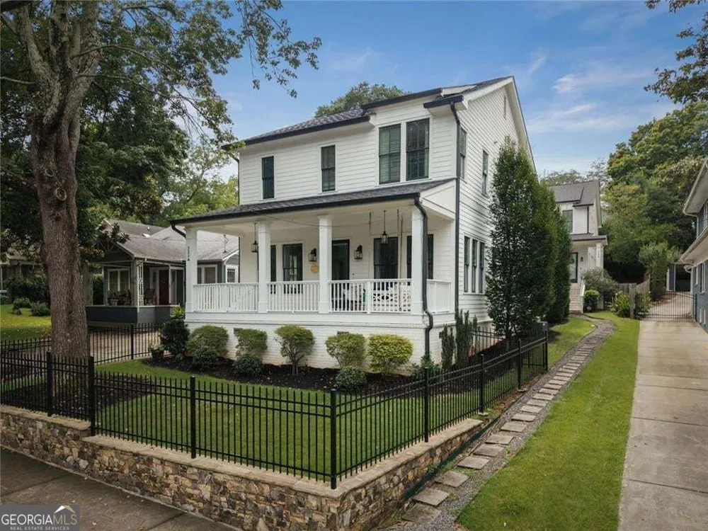 322 Candler ST NE Atlanta, GA 30307