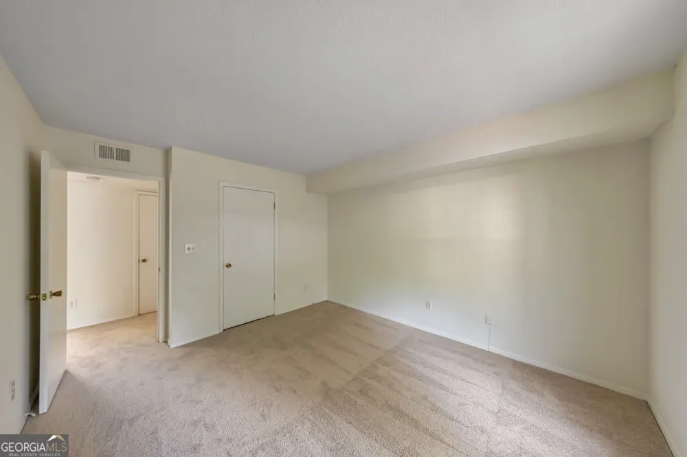 201 Natchez TRCE Atlanta, GA 30350