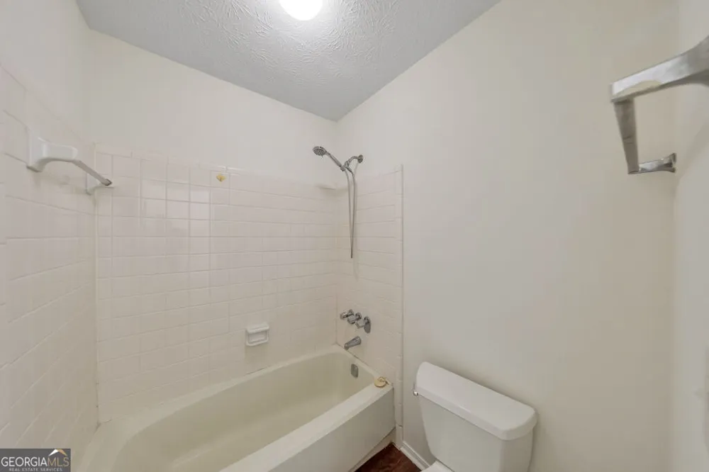 201 Natchez TRCE Atlanta, GA 30350