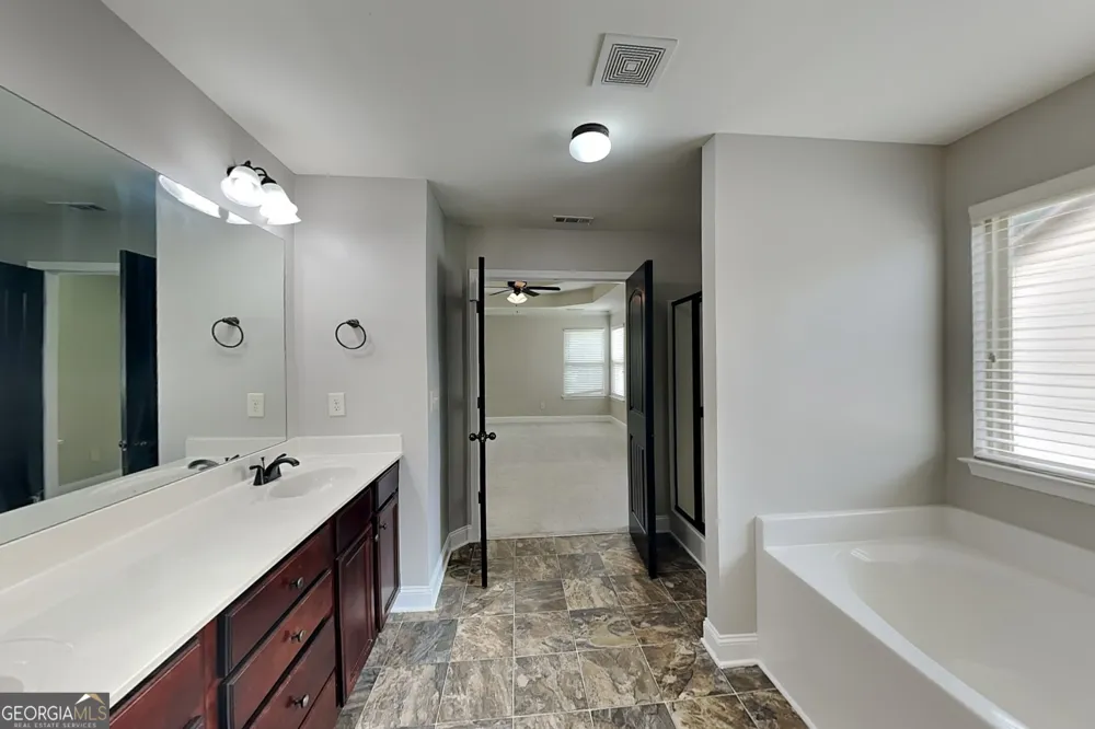 3126 Dolostone WAY Dacula, GA 30019