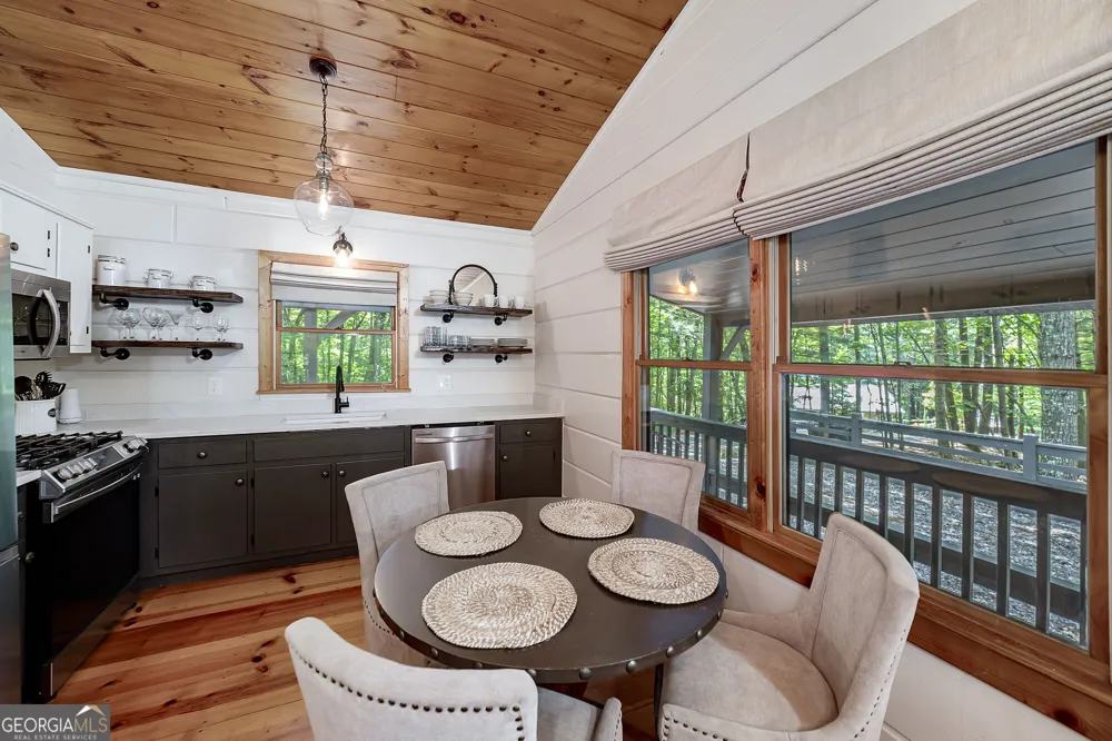 78 Tomahawk TRL Blue Ridge, GA 30513