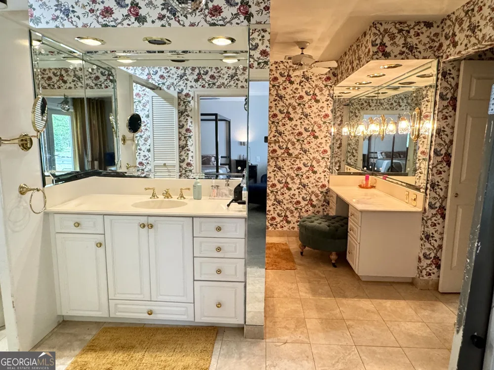 557 Walton CT Macon, GA 31204
