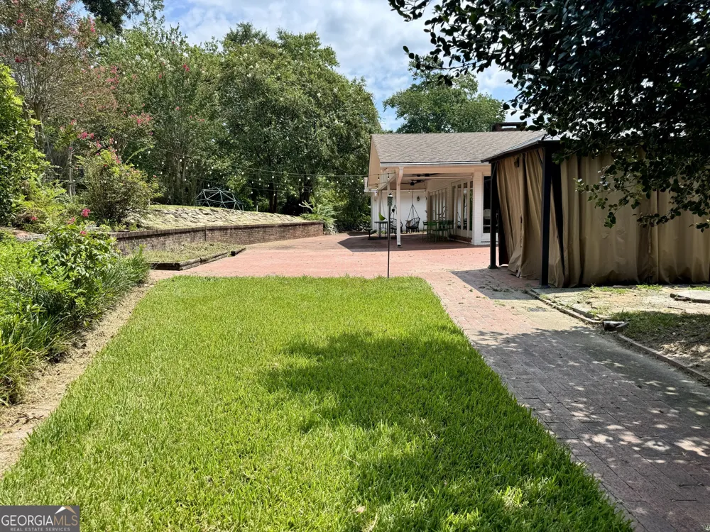 557 Walton CT Macon, GA 31204