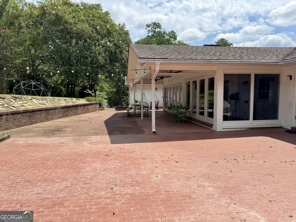 557 Walton CT Macon, GA 31204