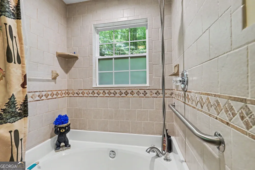 75 Juniper TRL Clayton, GA 30525