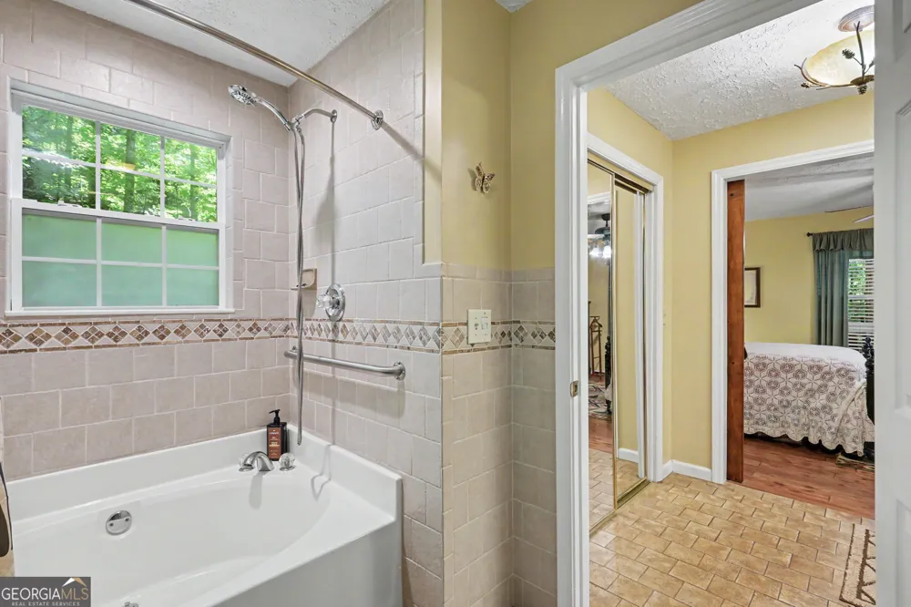 75 Juniper TRL Clayton, GA 30525