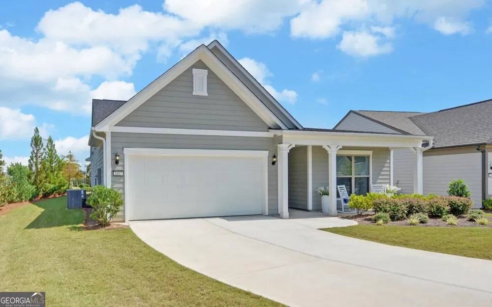 2457 Naples ST Hoschton, GA 30548