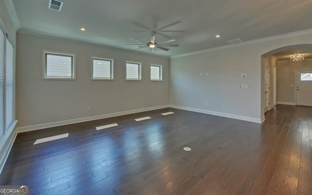 2457 Naples ST Hoschton, GA 30548