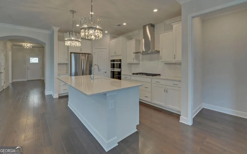 2457 Naples ST Hoschton, GA 30548