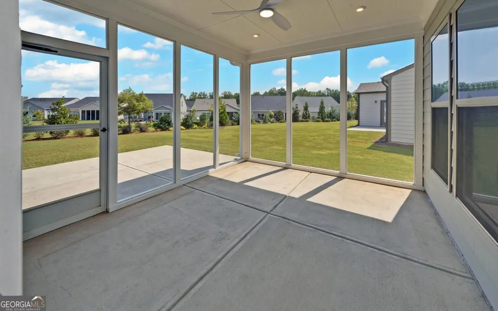 2457 Naples ST Hoschton, GA 30548
