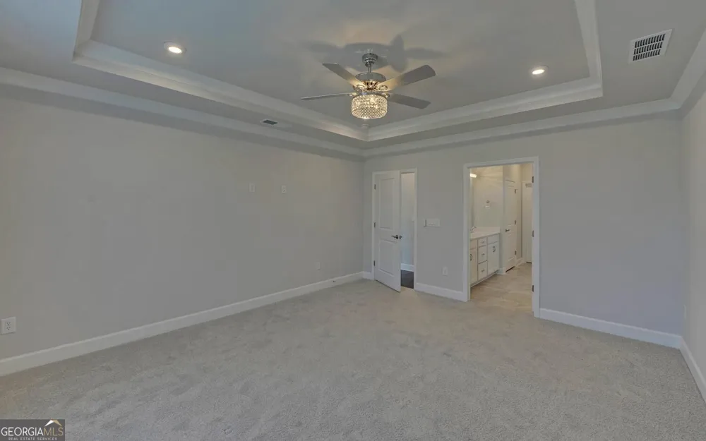 2457 Naples ST Hoschton, GA 30548