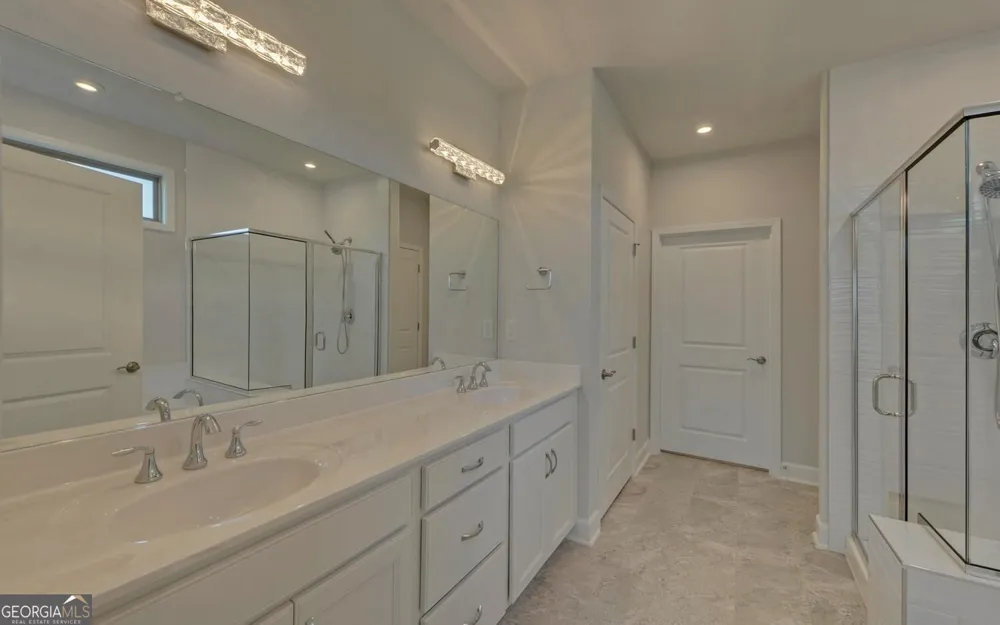 2457 Naples ST Hoschton, GA 30548