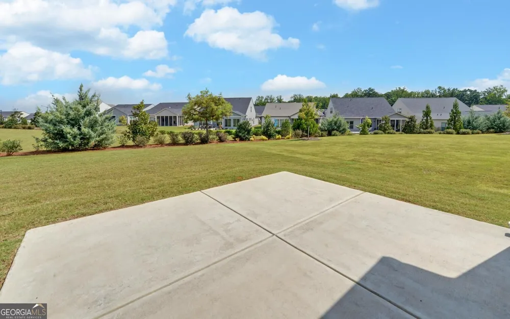 2457 Naples ST Hoschton, GA 30548