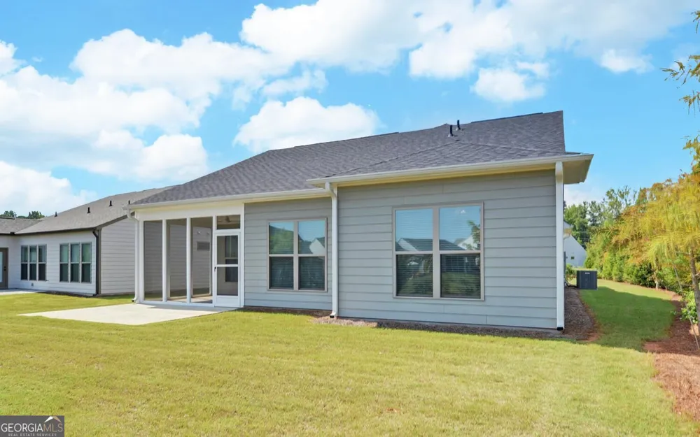 2457 Naples ST Hoschton, GA 30548