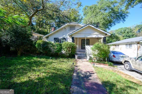 728 Center Hill AVE NW