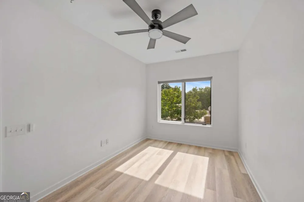 512 Flat Shoals AVE SE Atlanta, GA 30316