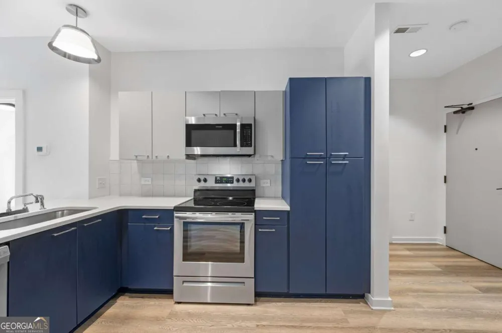 512 Flat Shoals AVE SE Atlanta, GA 30316