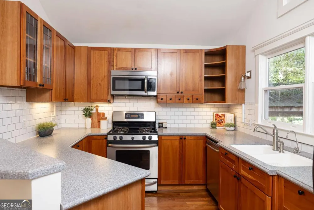 152 Murray Hill AVE NE Atlanta, GA 30317