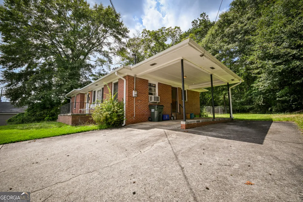 6136 Washington ST SW Covington, GA 30014