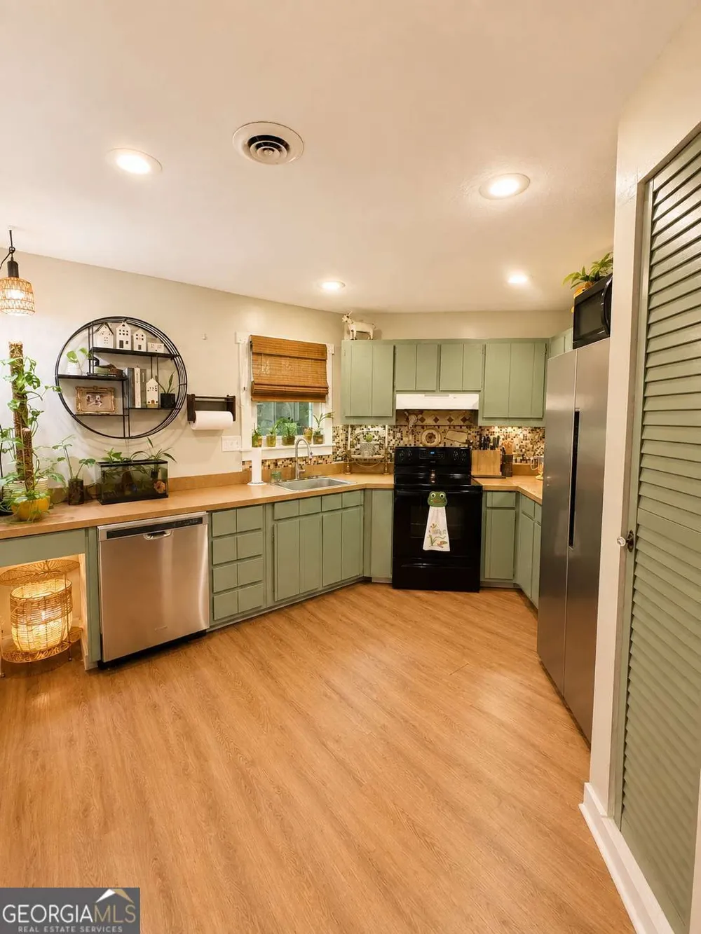 3215 The Trail RD Gainesville, GA 30501