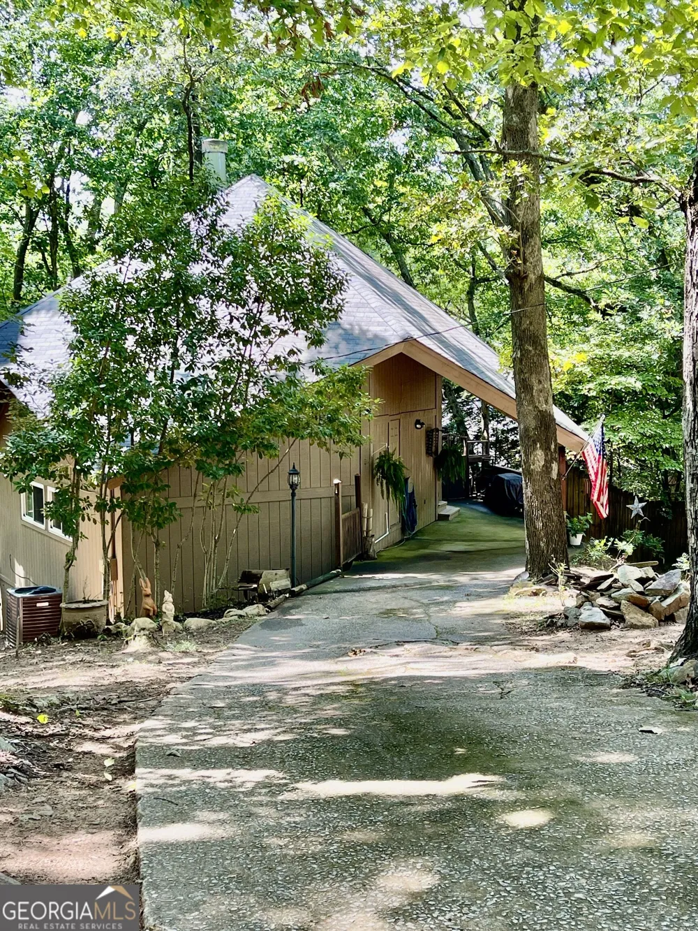 3215 The Trail RD Gainesville, GA 30501