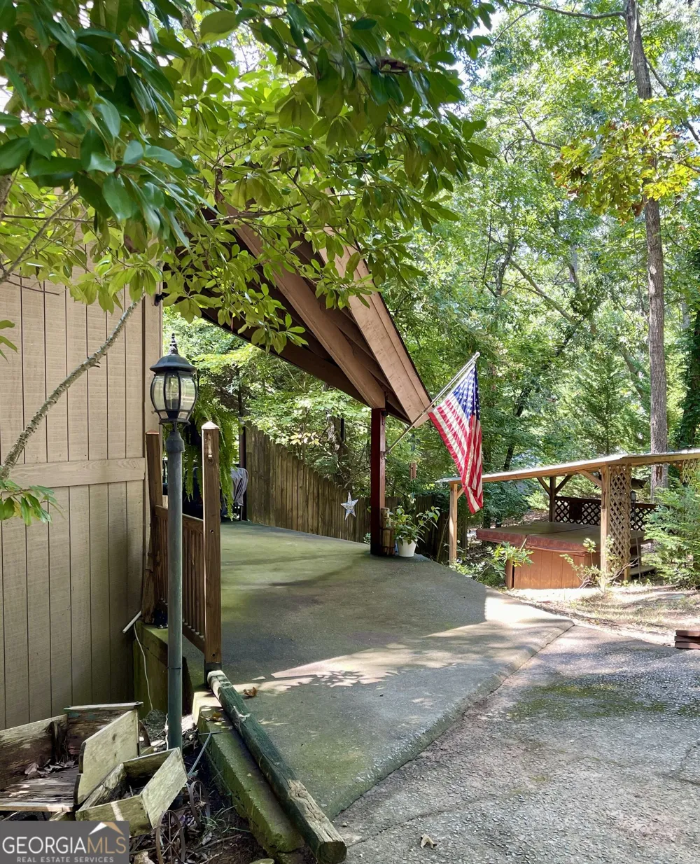 3215 The Trail RD Gainesville, GA 30501