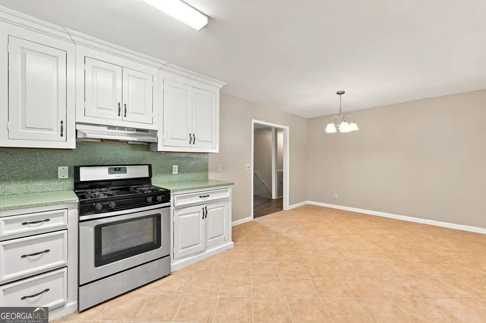 6784 Galts Ferry RD Acworth, GA 30102
