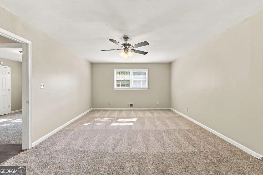 6784 Galts Ferry RD Acworth, GA 30102