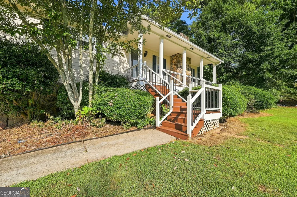 6784 Galts Ferry RD Acworth, GA 30102