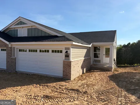 37 Village DR