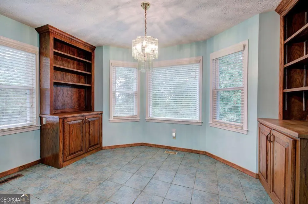 65 Gaddis RD NW Cartersville, GA 30120