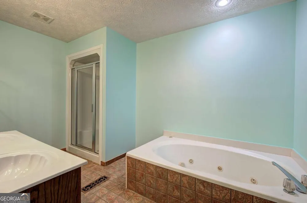 65 Gaddis RD NW Cartersville, GA 30120