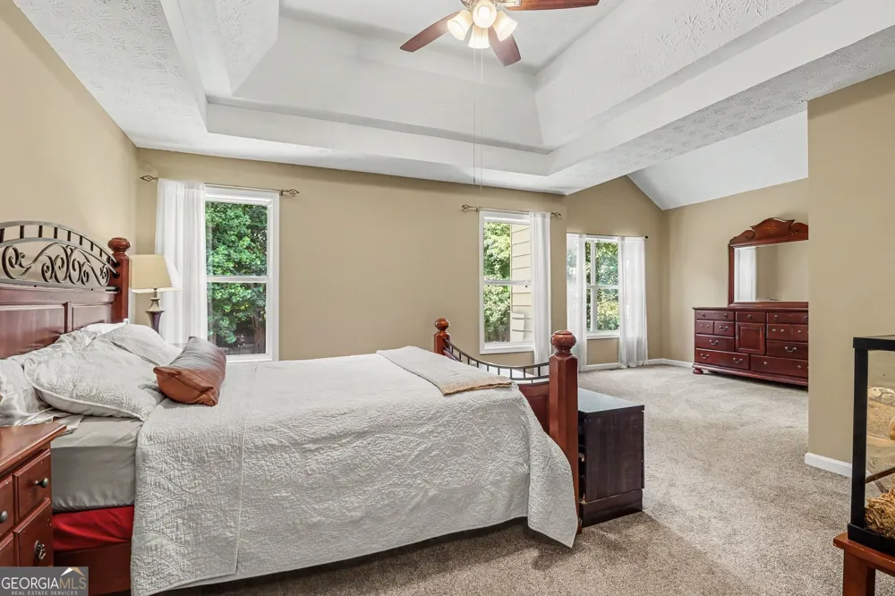 6219 Compass DR Flowery Branch, GA 30542