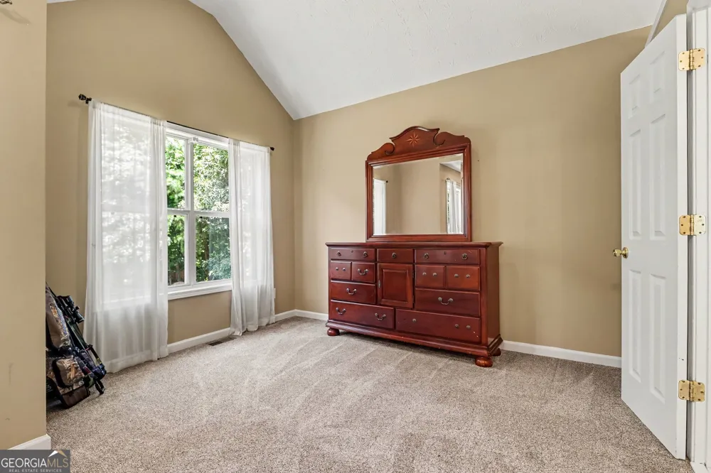 6219 Compass DR Flowery Branch, GA 30542