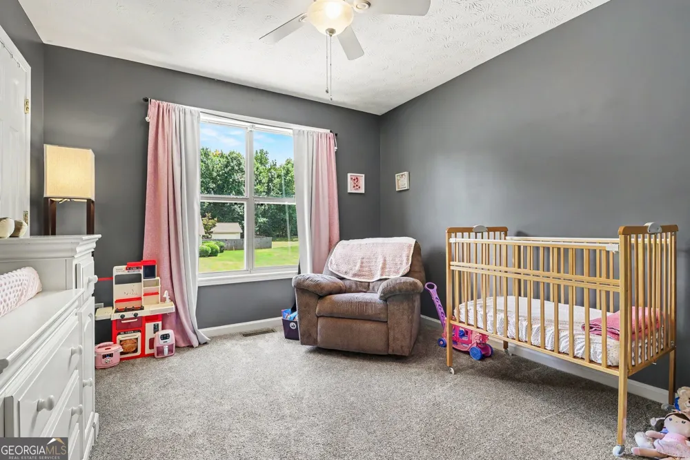 6219 Compass DR Flowery Branch, GA 30542