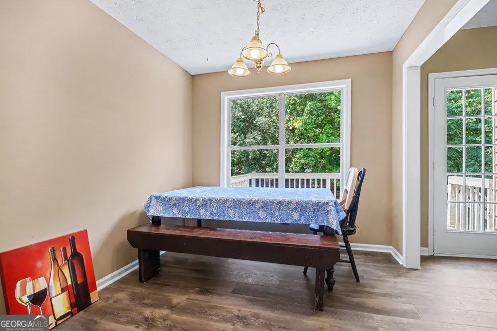 6219 Compass DR Flowery Branch, GA 30542