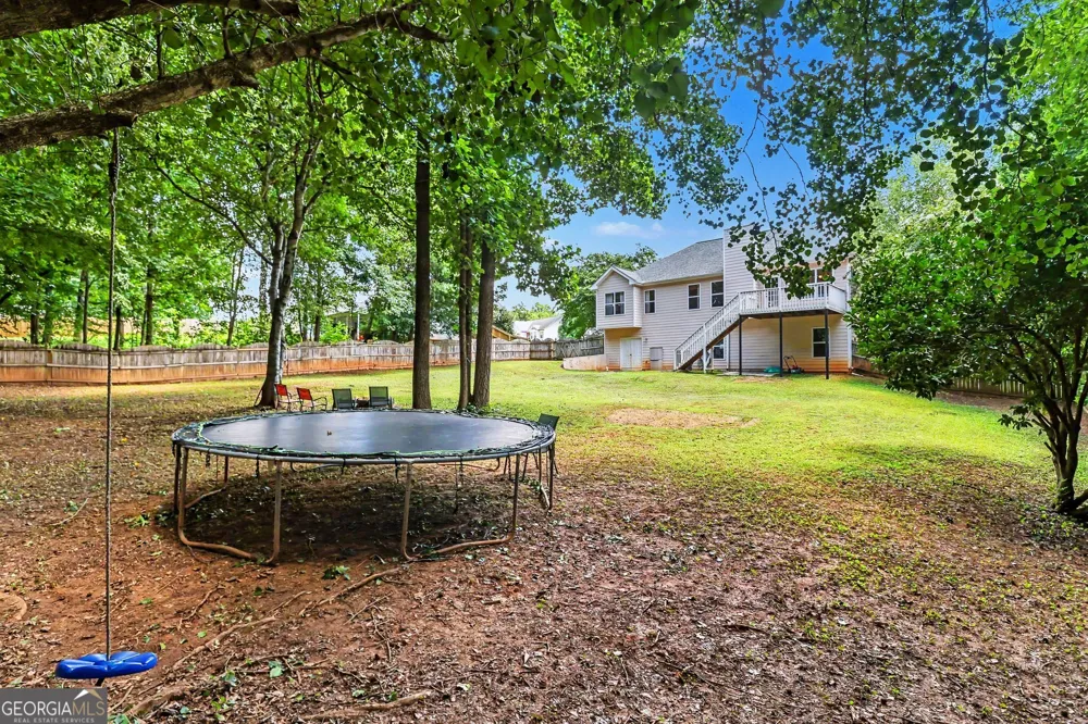 6219 Compass DR Flowery Branch, GA 30542
