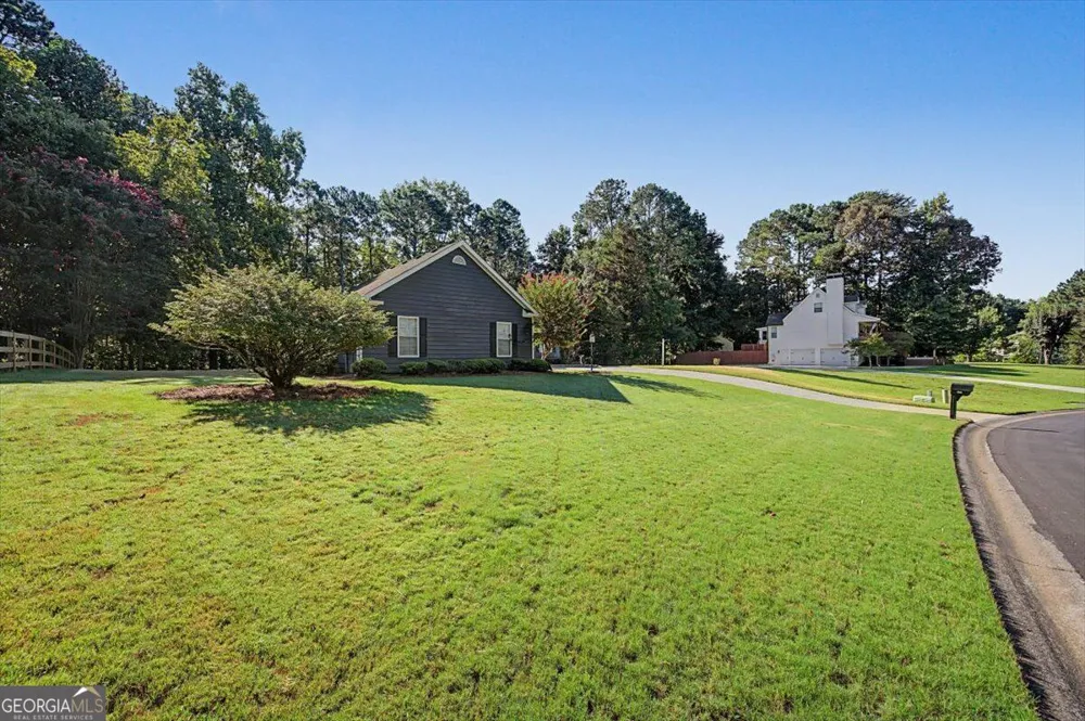 333 Allatoona Shores DR Canton, GA 30114