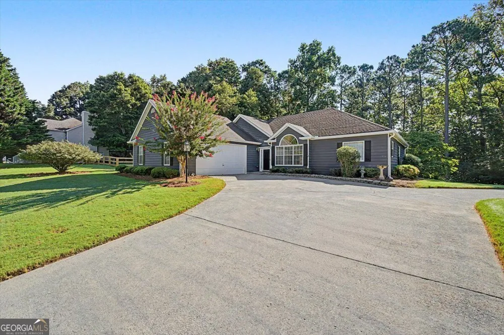 333 Allatoona Shores DR Canton, GA 30114