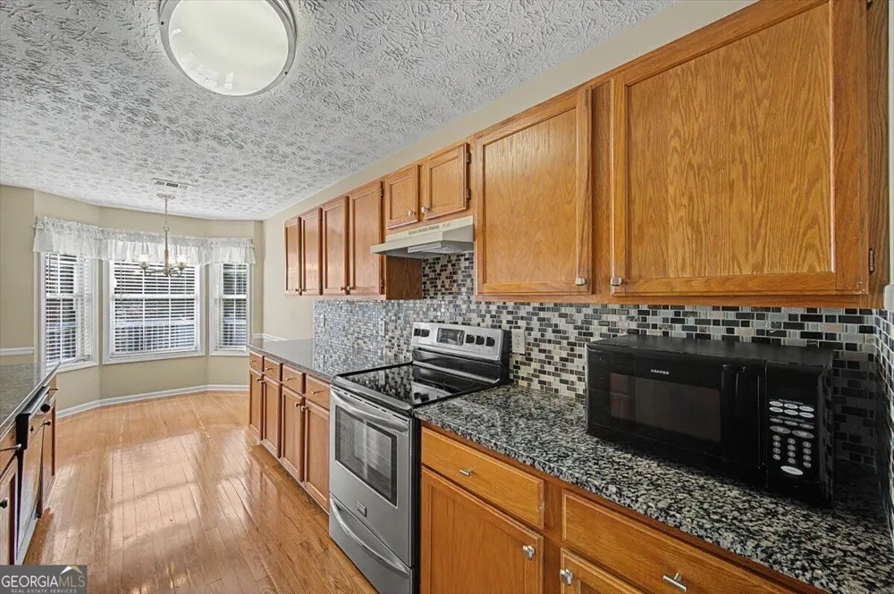 333 Allatoona Shores DR Canton, GA 30114