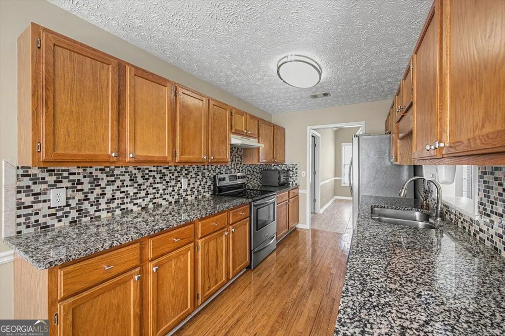 333 Allatoona Shores DR Canton, GA 30114
