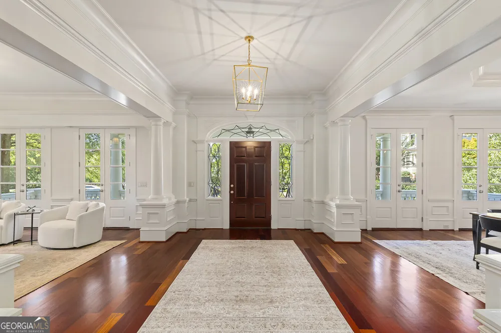 2000 Lancaster SQ Roswell, GA 30076