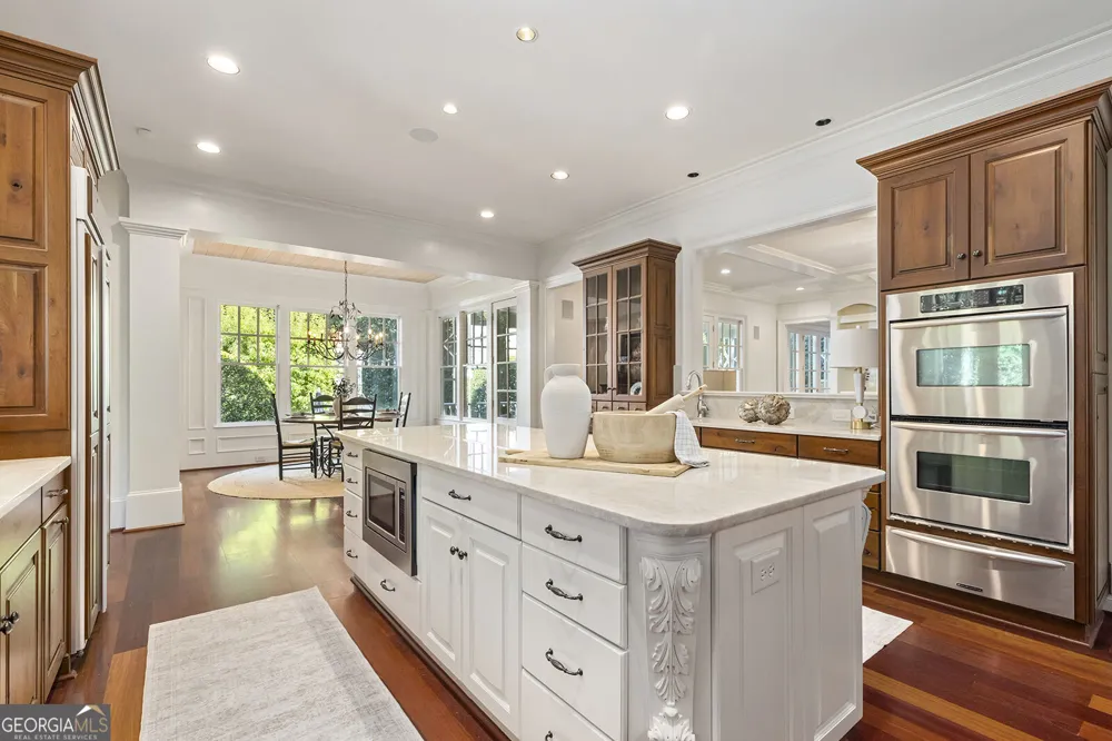 2000 Lancaster SQ Roswell, GA 30076