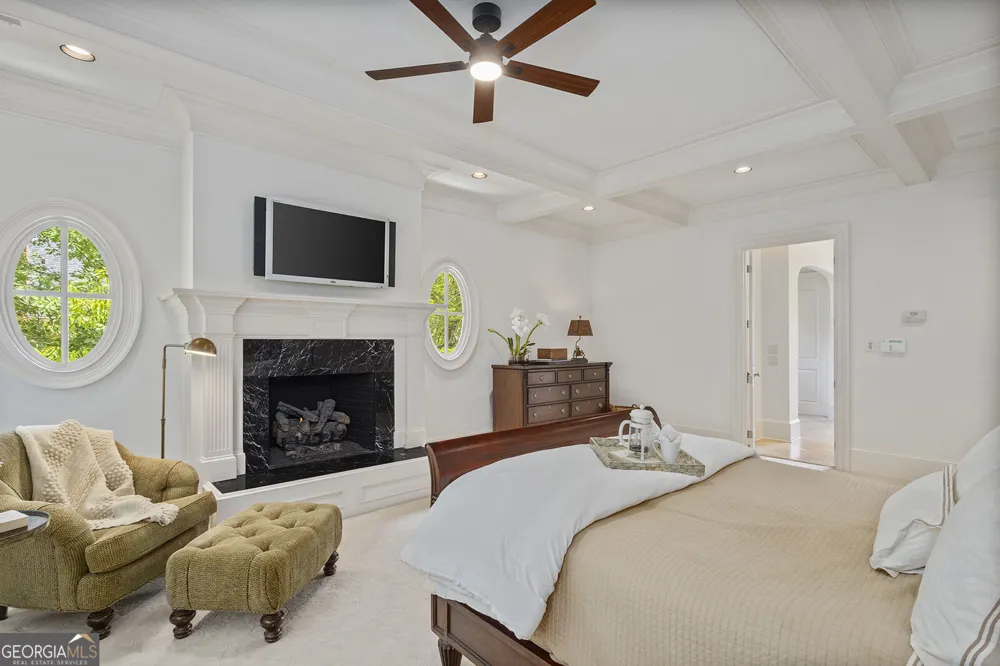 2000 Lancaster SQ Roswell, GA 30076