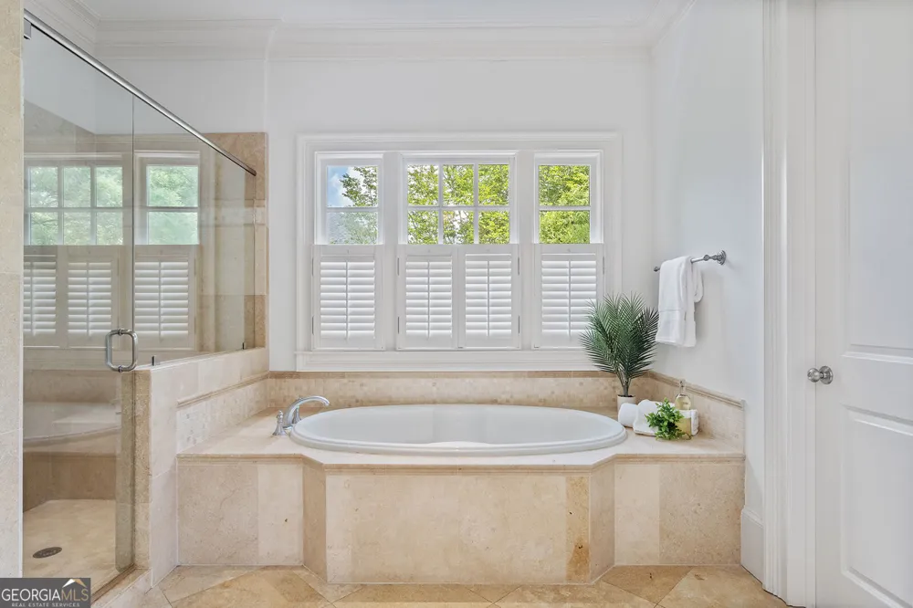 2000 Lancaster SQ Roswell, GA 30076