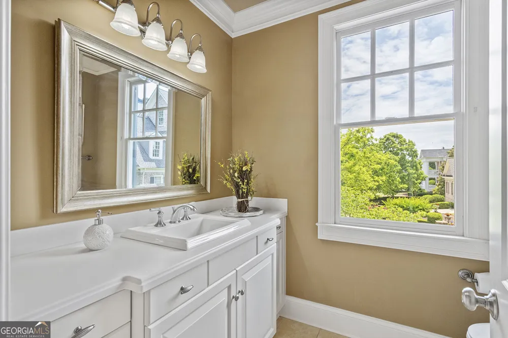 2000 Lancaster SQ Roswell, GA 30076