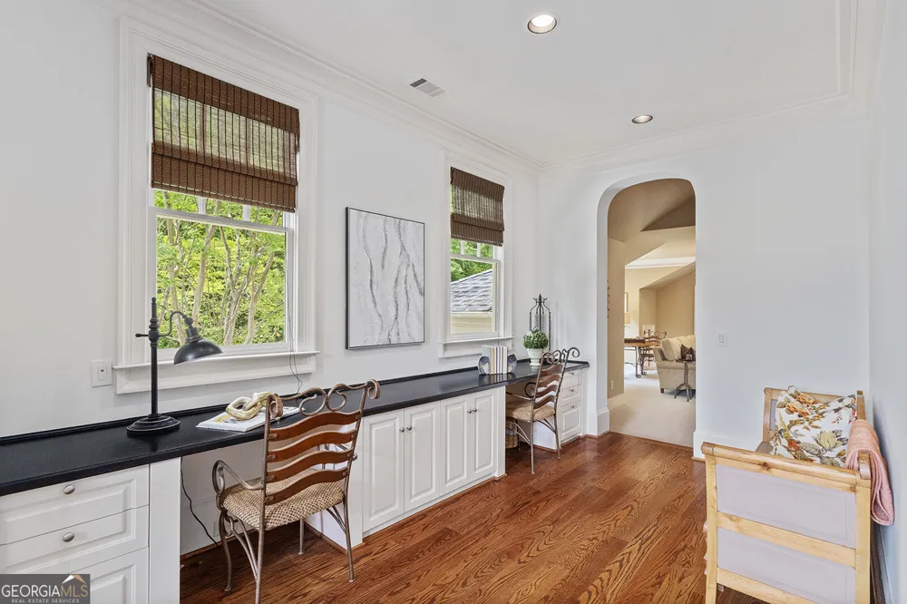 2000 Lancaster SQ Roswell, GA 30076